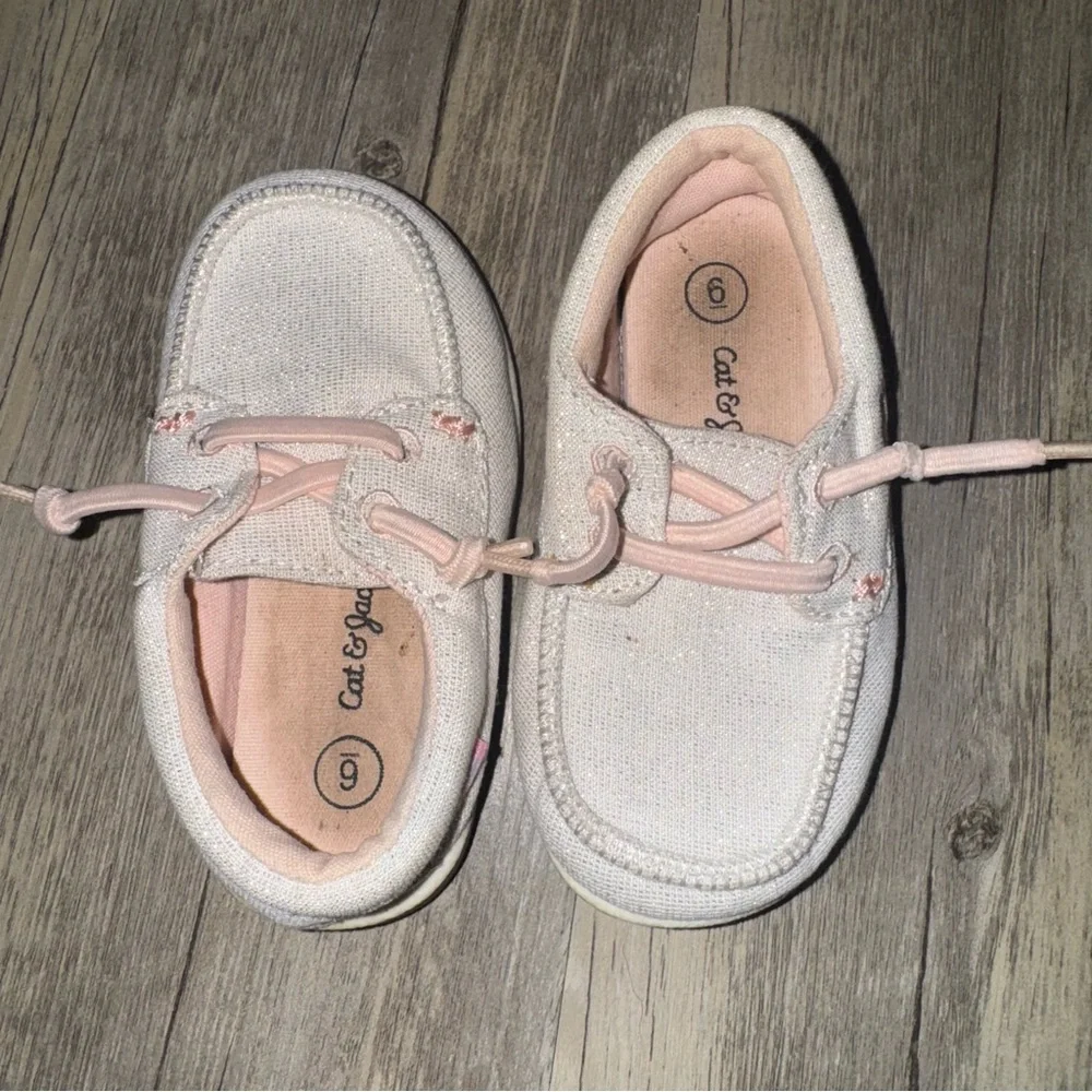 ☀️6/$20☀️ Cat & Jack Slip-on Shoes